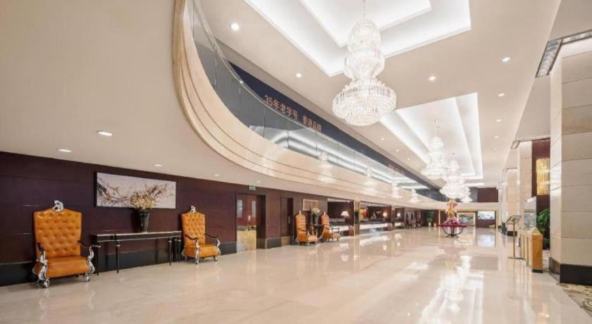 Century Plaza Hotel Shenzhen Exterior photo